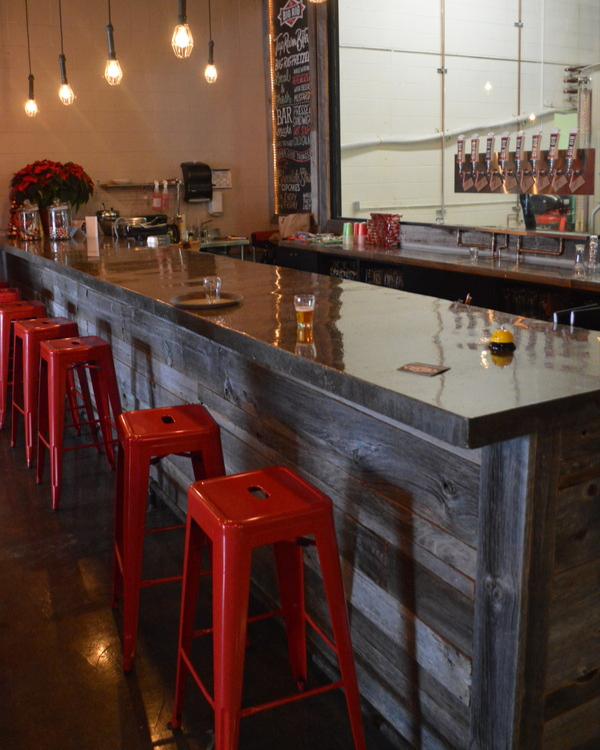 Big Rig bar front&window frame_small_cropped